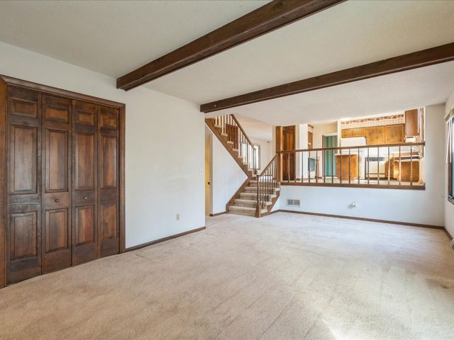 3130 Adirondack Drive NE, Cedar Rapids, IA 52402