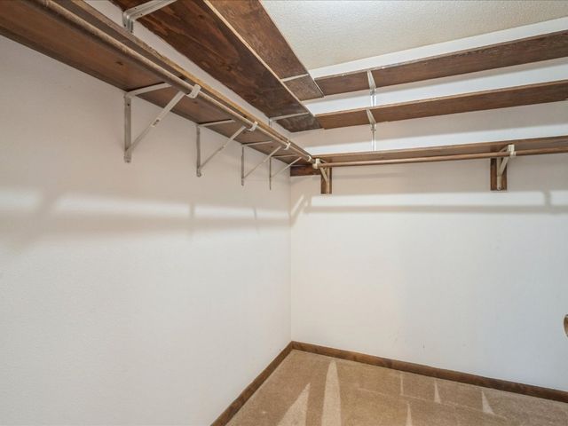 3130 Adirondack Drive NE, Cedar Rapids, IA 52402