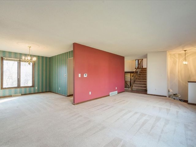 3130 Adirondack Drive NE, Cedar Rapids, IA 52402