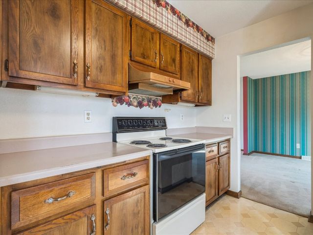 3130 Adirondack Drive NE, Cedar Rapids, IA 52402