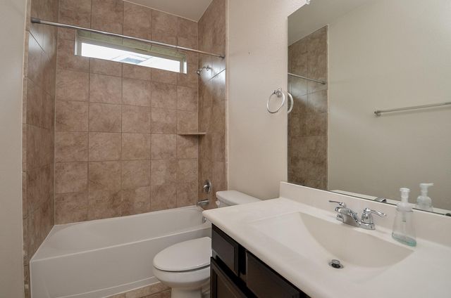 2227 Leonetti Lane, Rosenberg, TX 77471