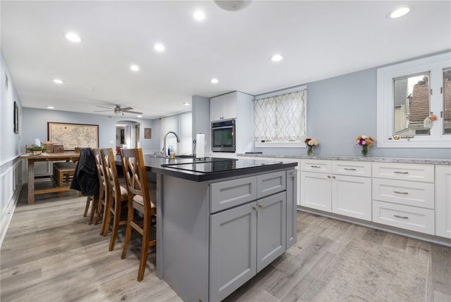 51 Cleveland Avenue, Cranston, RI 02920