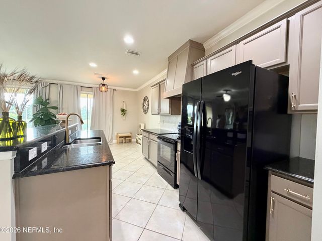 14164 MAHOGANY Avenue, Jacksonville, FL 32258