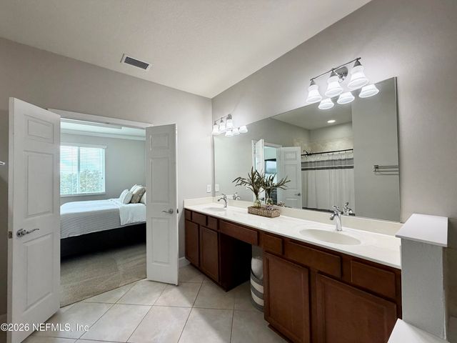 14164 MAHOGANY Avenue, Jacksonville, FL 32258