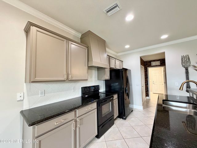 14164 MAHOGANY Avenue, Jacksonville, FL 32258