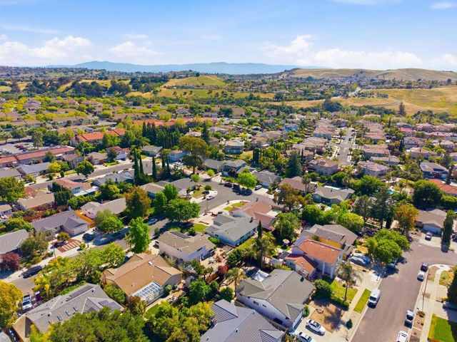 2907 Queens Estates Court, San Jose, CA 95135