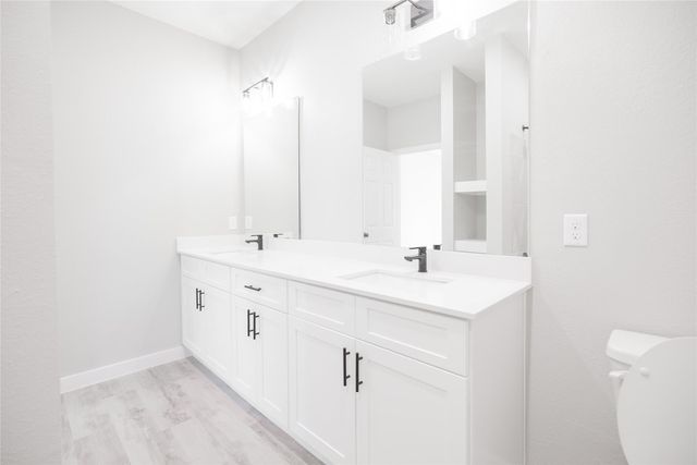 2101 Reinke Road 3207, Waller, TX 77484