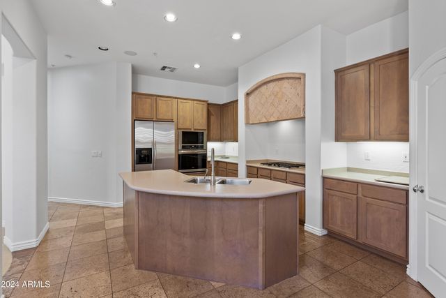 8883 E Mountain Spring Road, Scottsdale, AZ 85255