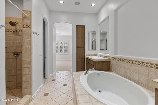 8883 E Mountain Spring Road, Scottsdale, AZ 85255