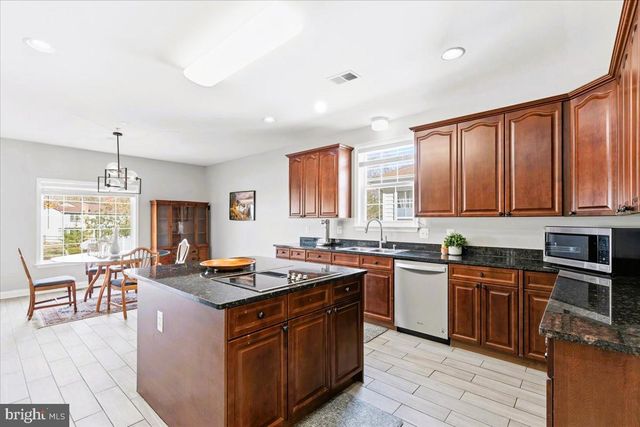 13305 OLD FORT RD, Fort Washington, MD 20744