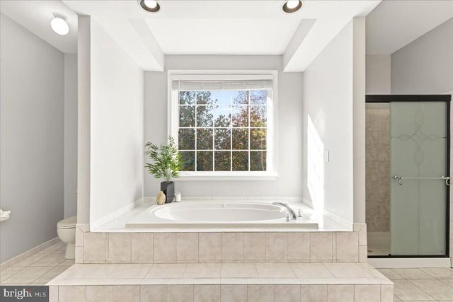 13305 OLD FORT RD, Fort Washington, MD 20744