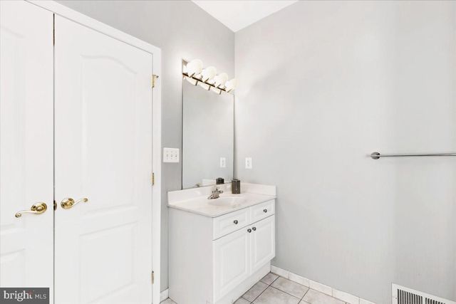 13305 OLD FORT RD, Fort Washington, MD 20744