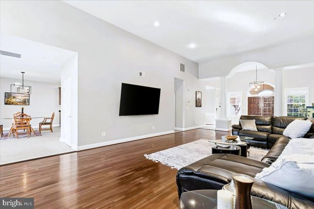 13305 OLD FORT RD, Fort Washington, MD 20744