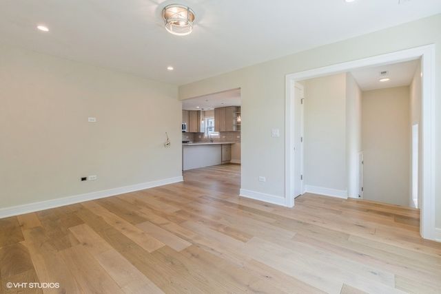 7026 W Diversey Avenue 2, Chicago, IL 60707