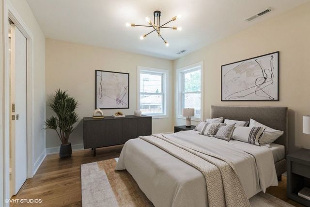 7026 W Diversey Avenue 2, Chicago, IL 60707