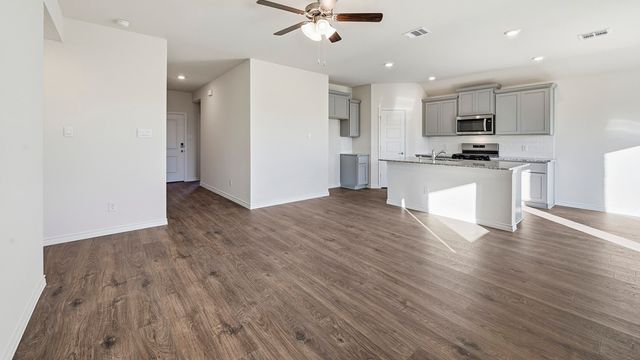 611 Dove Haven Way, Lavon, TX 75166