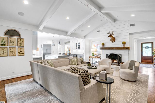 23 Stillwood Drive, Greenville, SC 29607