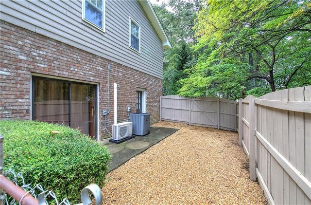 43 Blackfoot Trail SW, Cartersville, GA 30120