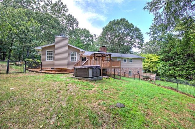 43 Blackfoot Trail SW, Cartersville, GA 30120