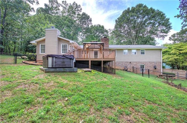 43 Blackfoot Trail SW, Cartersville, GA 30120