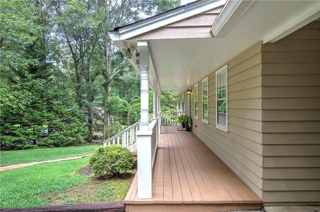 43 Blackfoot Trail SW, Cartersville, GA 30120