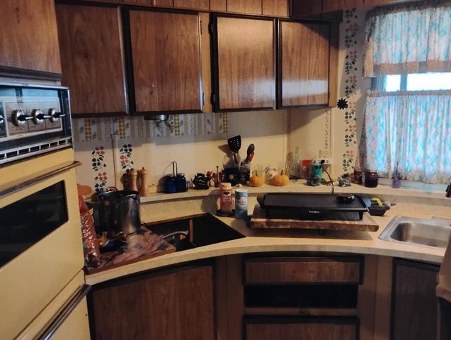 336 Beechwood Drive, Grants Pass, OR 97526