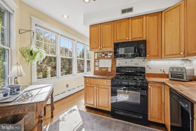 7013 SYCAMORE AVE, Takoma Park, MD 20912