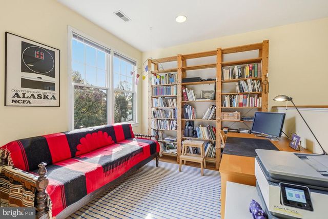 7013 SYCAMORE AVE, Takoma Park, MD 20912