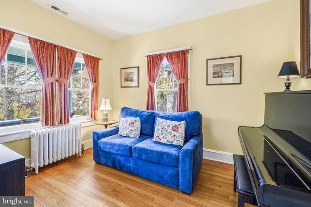 7013 SYCAMORE AVE, Takoma Park, MD 20912