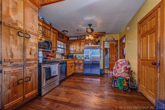 681 House Creek, Springer, OK 73458