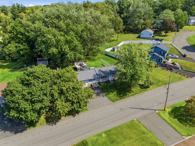 75 Longwood Dr, Chicopee, MA 01020