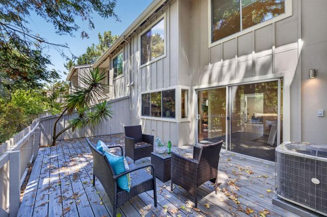 29 Weepingridge Court, San Mateo, CA 94402