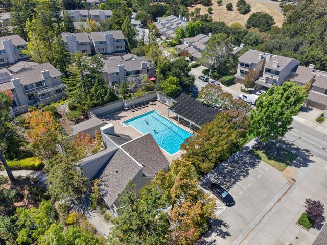 29 Weepingridge Court, San Mateo, CA 94402