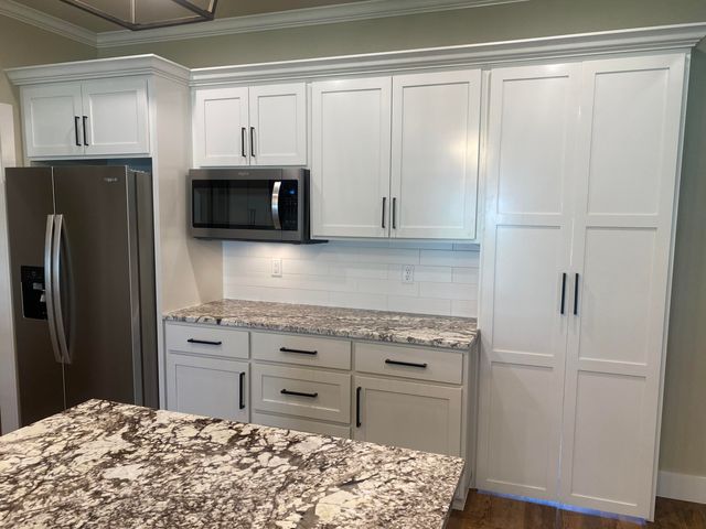 58593 E 296 Place, Grove, OK 74344