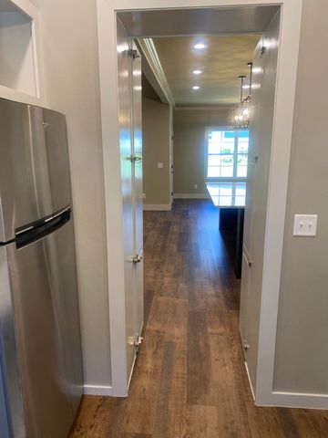 58593 E 296 Place, Grove, OK 74344