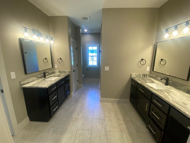 58593 E 296 Place, Grove, OK 74344