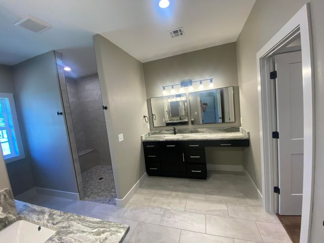 58593 E 296 Place, Grove, OK 74344