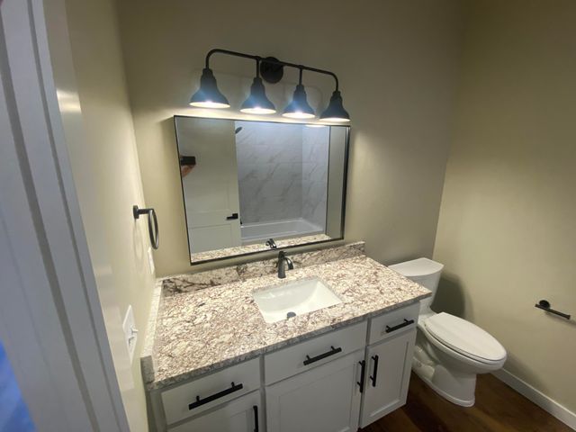 58593 E 296 Place, Grove, OK 74344