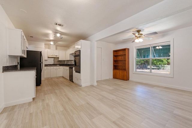 8908 Capitol DR, Austin, TX 78753