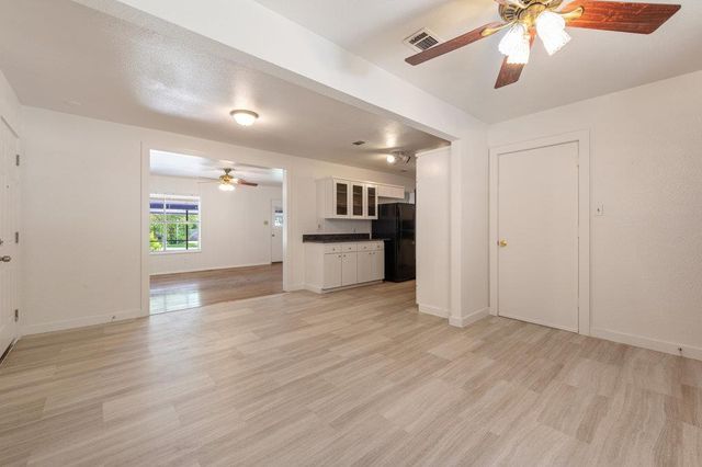 8908 Capitol DR, Austin, TX 78753