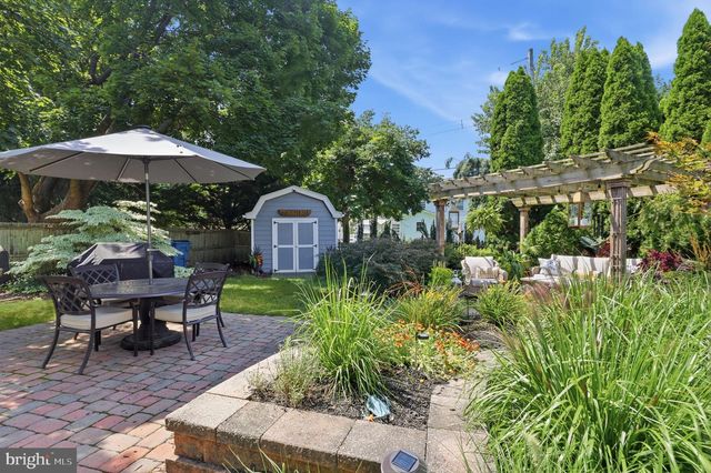 449 JEFFERSON AVE, Morrisville, PA 19067