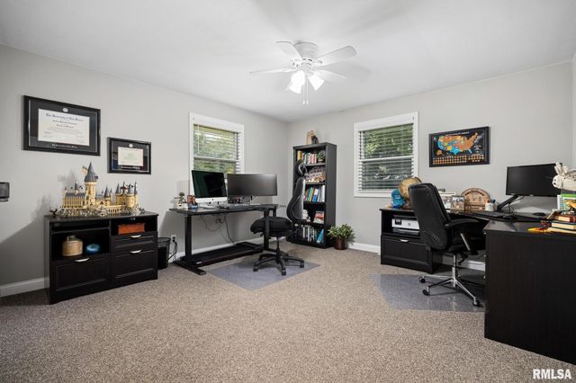 2805 N EASTON Place, Peoria, IL 61604