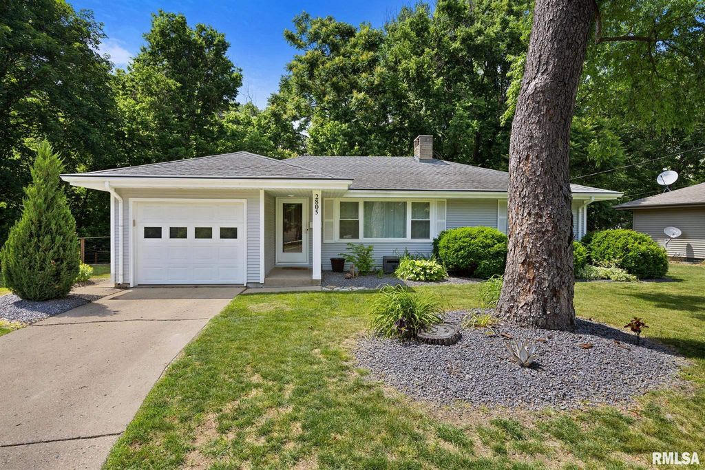 2805 N EASTON Place, Peoria, IL 61604
