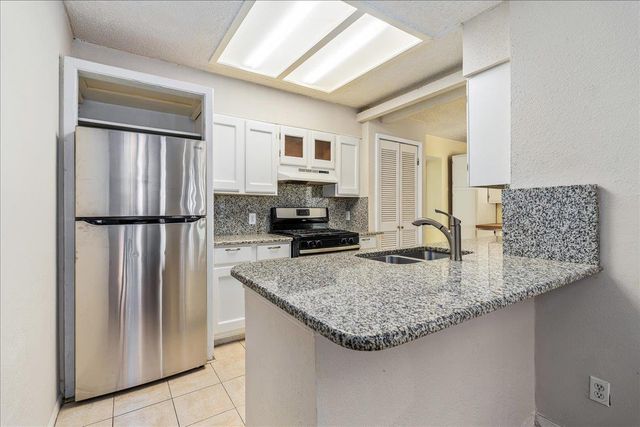 5230 Langwood DR, Austin, TX 78754