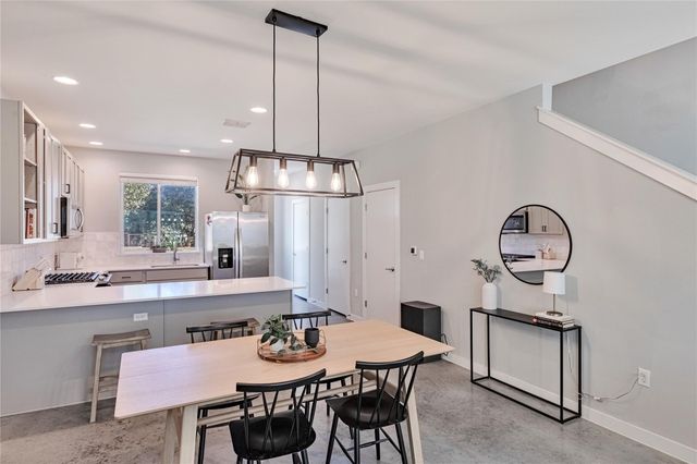 801 N Bluff DR 50, Austin, TX 78745