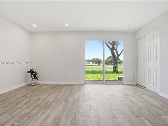 301 SW 135th Avenue 108C, Pembroke Pines, FL 33027