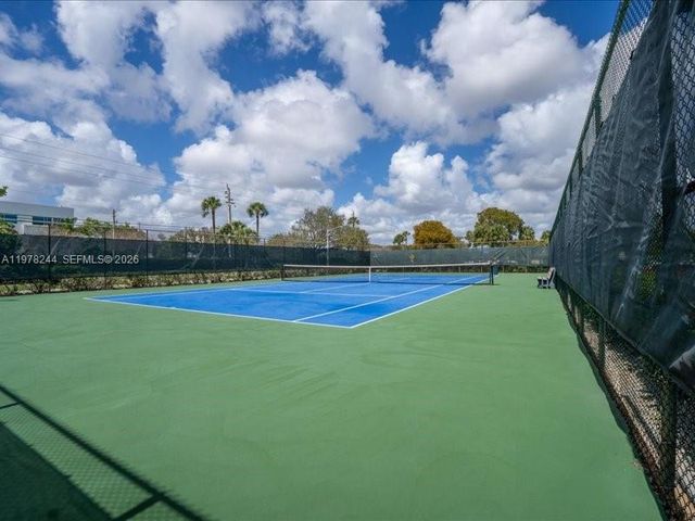 301 SW 135th Avenue 108C, Pembroke Pines, FL 33027