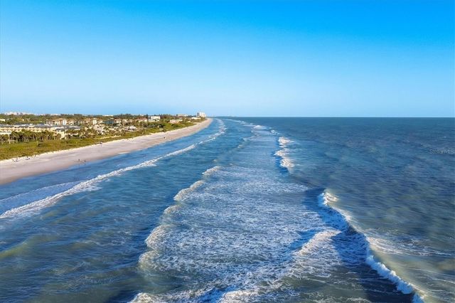 825 BAYPORT WAY 825, Longboat Key, FL 34228