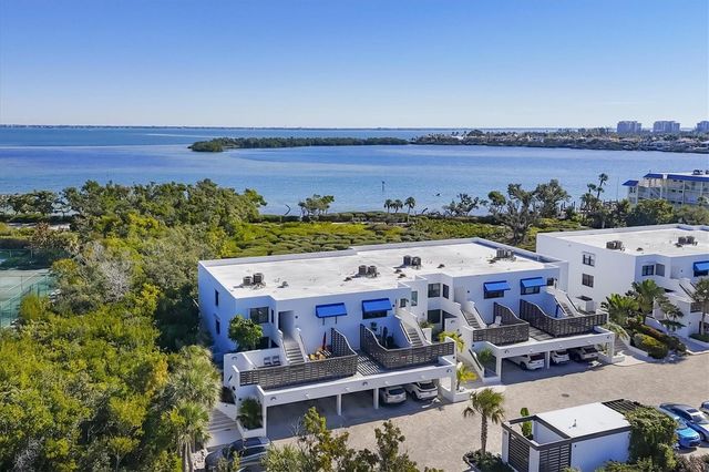 825 BAYPORT WAY 825, Longboat Key, FL 34228