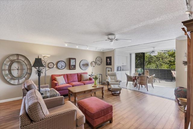 825 BAYPORT WAY 825, Longboat Key, FL 34228